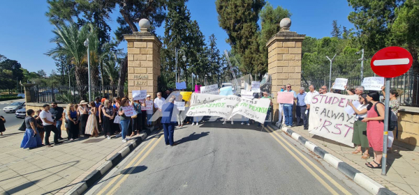 σταση εργασιας αγγλικη σχολη 23/06