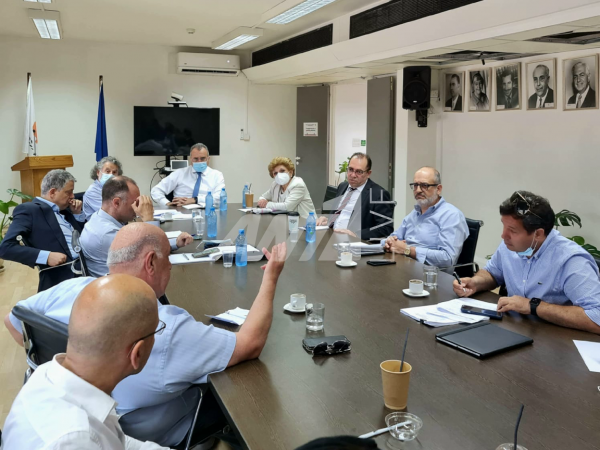 συσκεψη εφημερευοντα ιατρεια 16/06