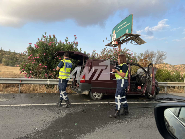 πυρκαγια οχημα 15/06