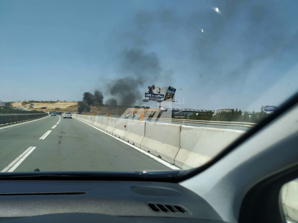 Πυρκαγιά σε όχημα στον αυτοκινητόδρομο