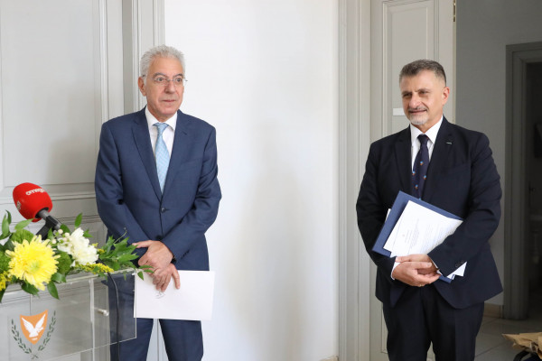 Γιάννης Τουμαζής Πρόδρομος Προδρόμου