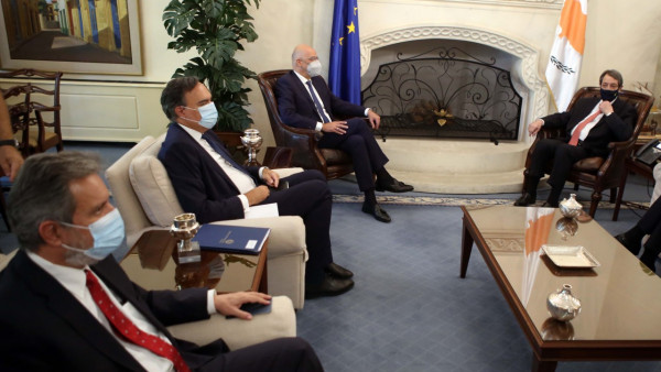 Νίκος Αναστασιάδης Νίκος Δένδιας