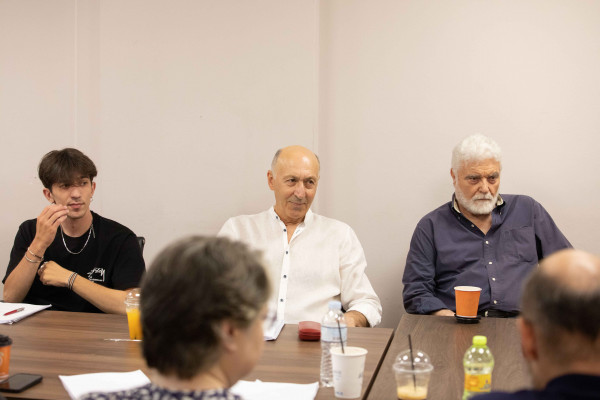 παγιδευμενοι 