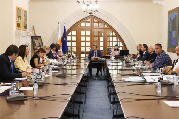 Προεδρικό σύσκεψη αγελαδοτρόφοι