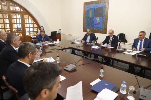 Προεδρικό σύσκεψη κατώτατος μισθός