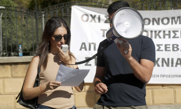 θτυφ