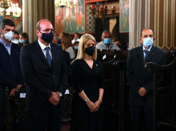 μακαριος
