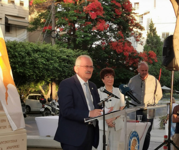 μνημειο