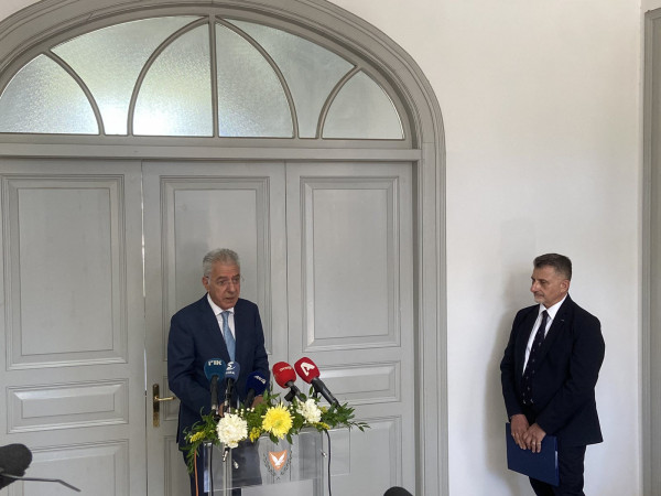 υφυπουργος πολιτισμου γιαννης τουμαζης υπουργος παιδειας προδρομος προδρομου