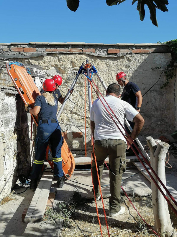 διάσωση γυναίκας