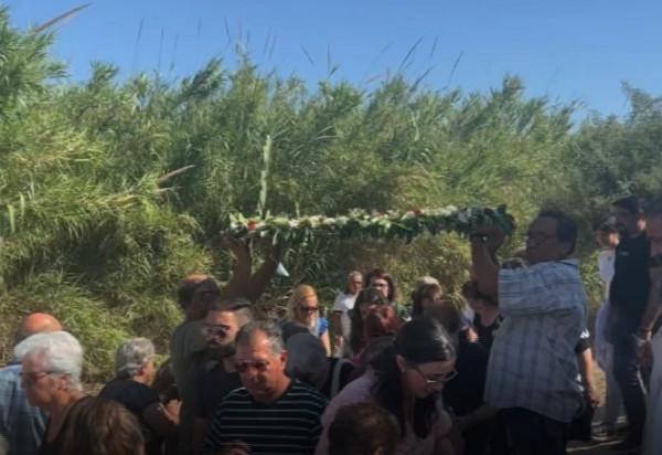 αγια μαρινα δερυνειας