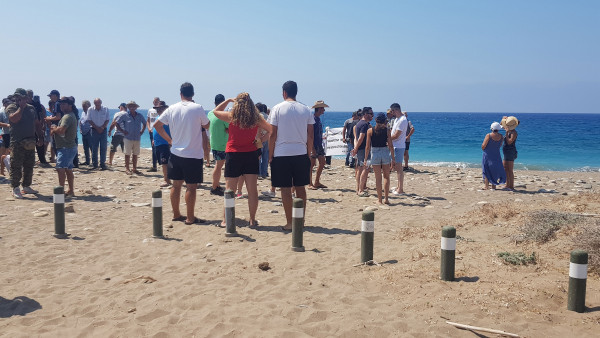 διαμαρτυρια ακαμα