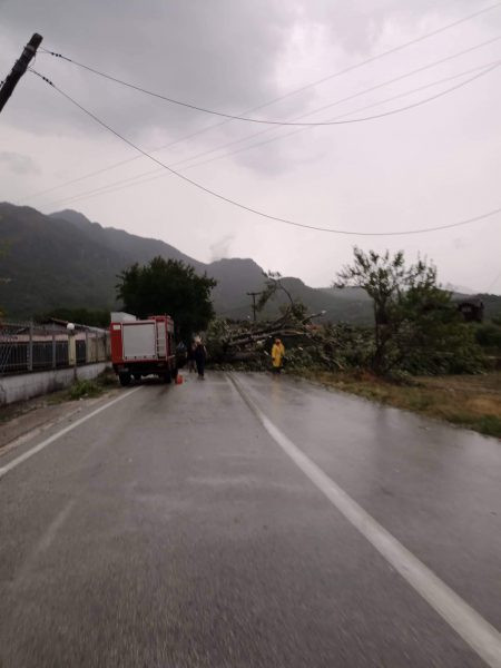 καλαμπακα βροχες