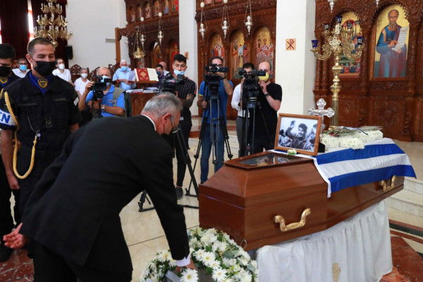 κηδεία Ματρόζος