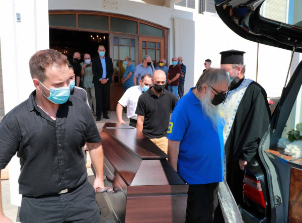 κηδεία Τάκη Κουναφή