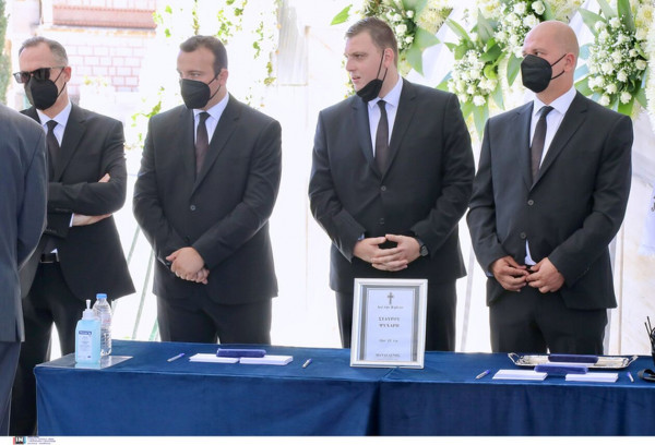 σταυρος ψυχαρης