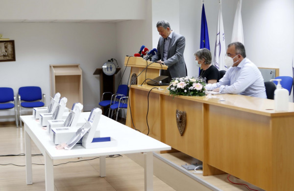 υπουργος υγειας