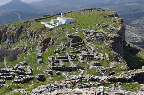 καστρο φανερωμενη