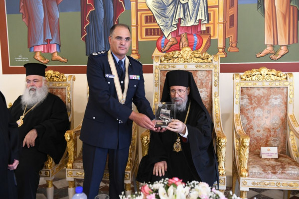 αρχιεπισκοπος αστυνομια