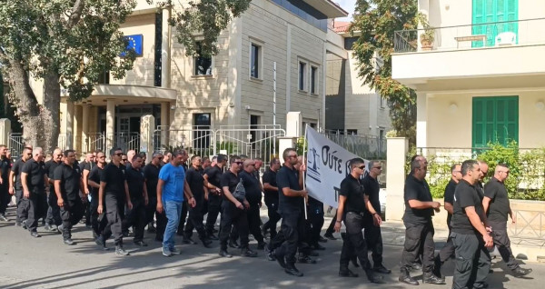 δεσμοφυλακες