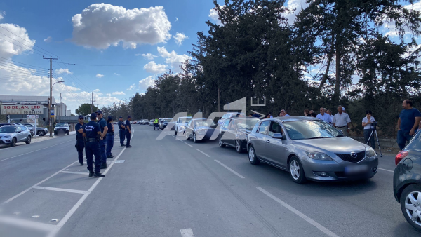 διαμαρτυρία συρματόπλεγμα.