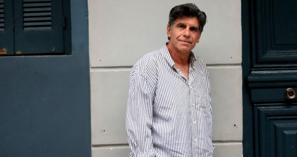 γιαννης μπεζος
