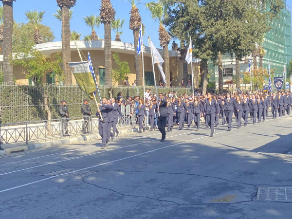 μαθητική παρέλαση 28ης Οκτωβρίου