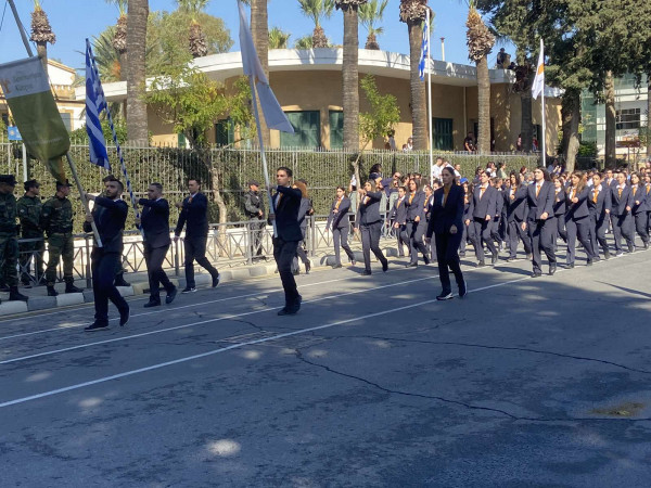 μαθητική παρέλαση 28ης Οκτωβρίου
