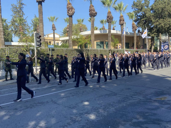 μαθητική παρέλαση 28ης Οκτωβρίου