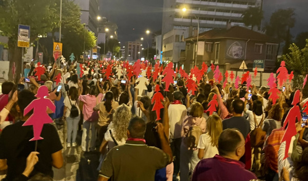 ροζ φιγουρες