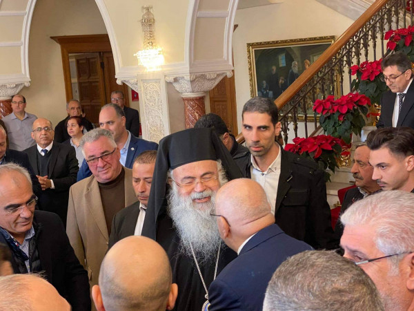 τη