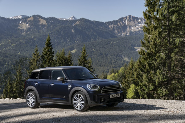 thumbnail_MINI COUNTRYMAN