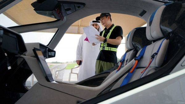 xpeng-x2-first-public-flight-in-dubai-1-600x338.jpg