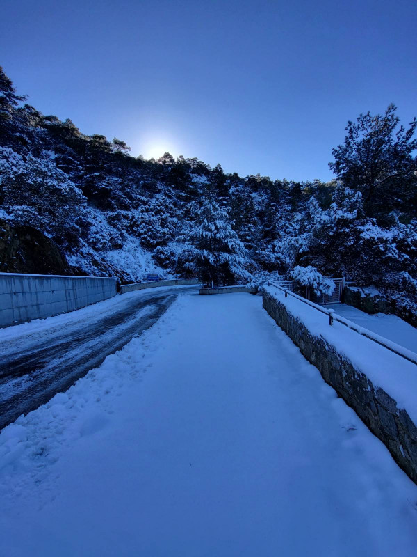 χιόνια Σπήλια