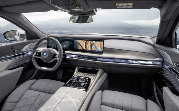 thumbnail_BMW 7 Series.