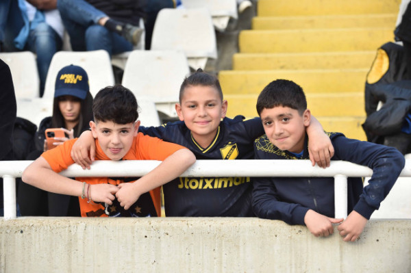 ερ