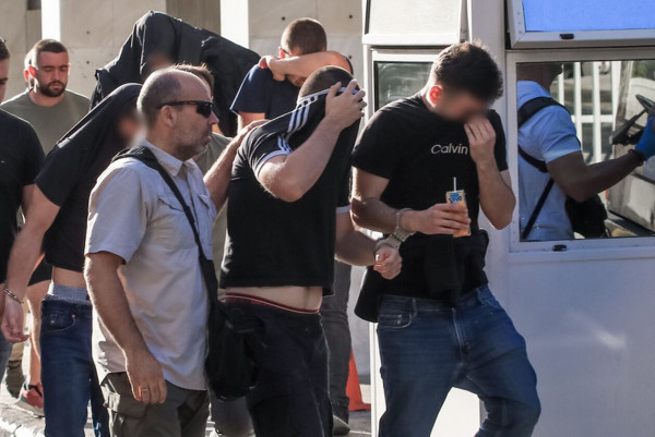 χούλιγκαν Νέα Φιλαδέλφεια