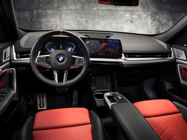 thumbnail_BMW X1 M35i xDrive -4