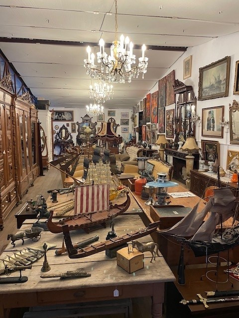 antiques Mall