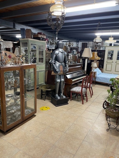 antiques Mall