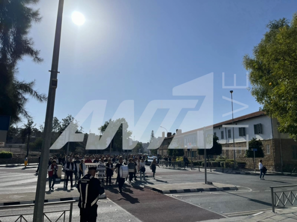 χαμηλομισθοι απεργια 2