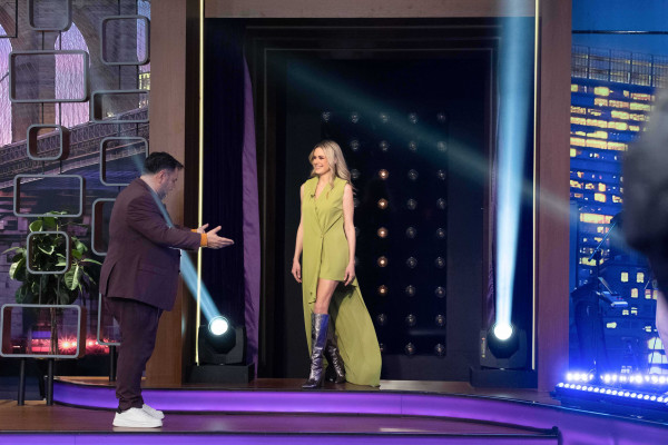 THE 2NIGHT SHOW