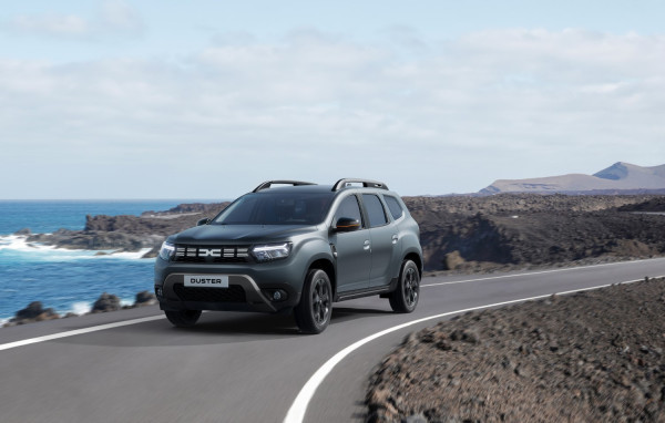 thumbnail_Dacia Duster -1