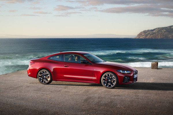 thumbnail_BMW 4 Series Coupé
