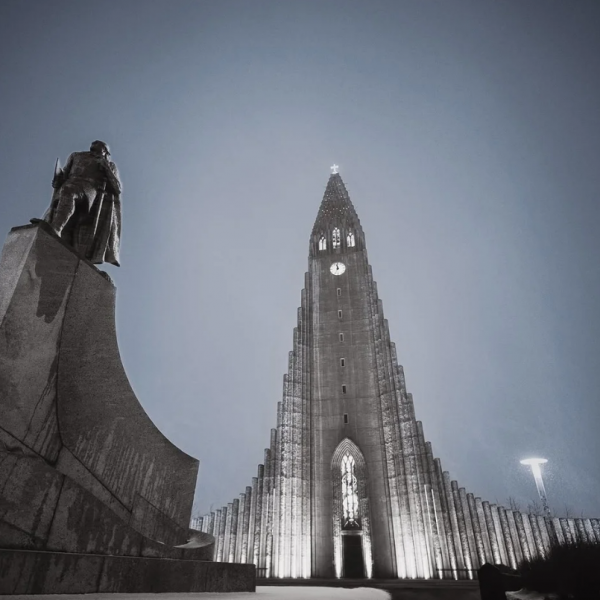 H εκκλησία Hallgrímskirkja