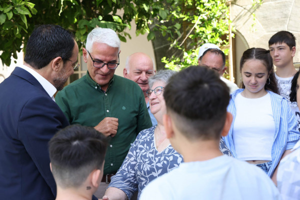 προεδρος της δημοκρατιας 2