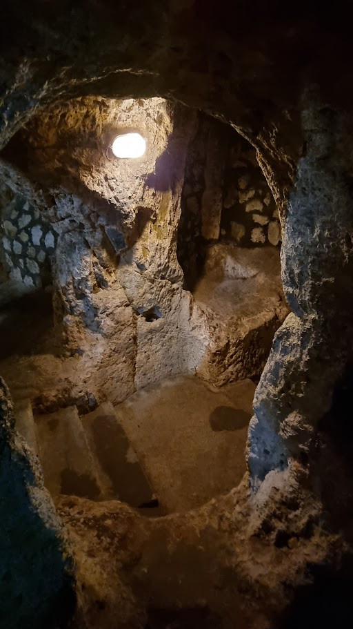 Υπόγειος διάδρομος_Μαλακοπή_Καππαδοκία