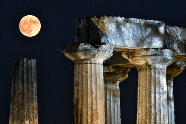 αυγουστιατικο φεγγαρι