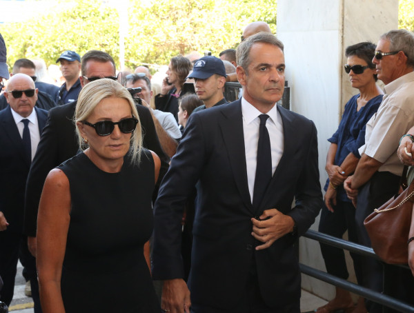 κηδεια Λενας Σαμαρα