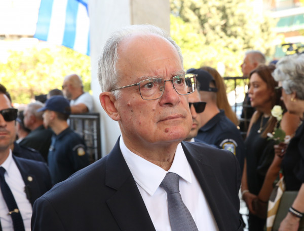 κηδεια Λενας Σαμαρα